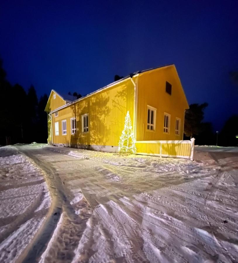 Kuukkeli Ivalo Airport Inn Buitenkant foto
