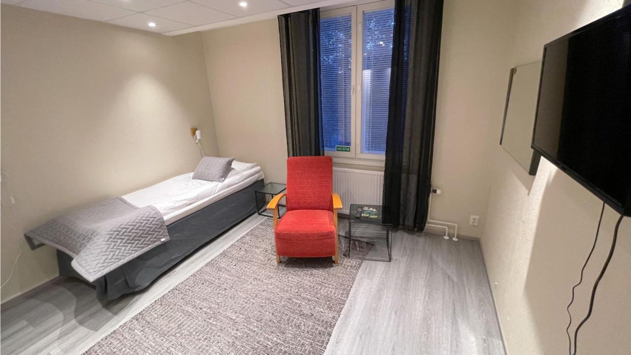 Kuukkeli Ivalo Airport Inn Buitenkant foto