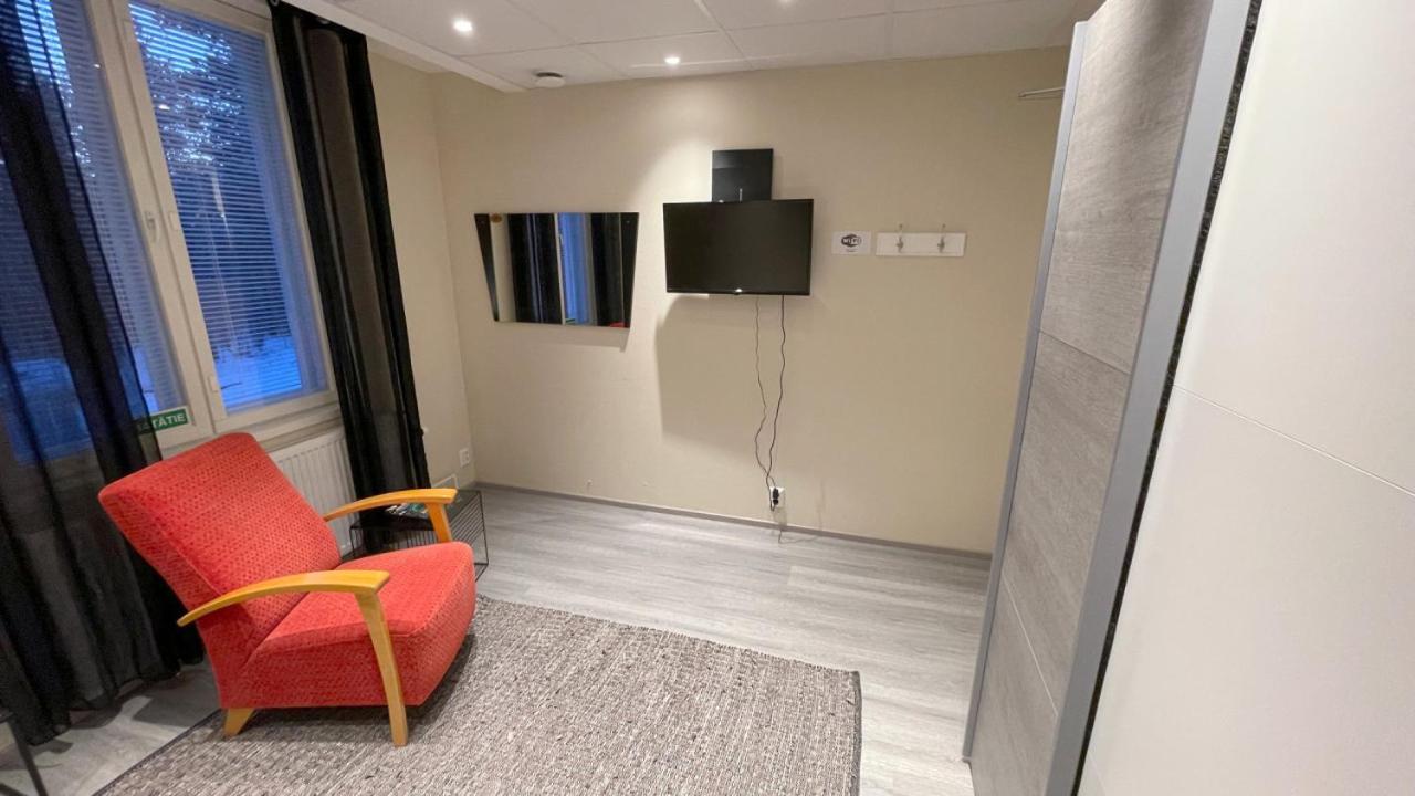 Kuukkeli Ivalo Airport Inn Buitenkant foto